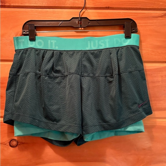 Nike Green Athletic Shorts with Two-Layer Design - Picture 3 of 11